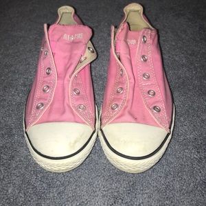 Pink no lace converse